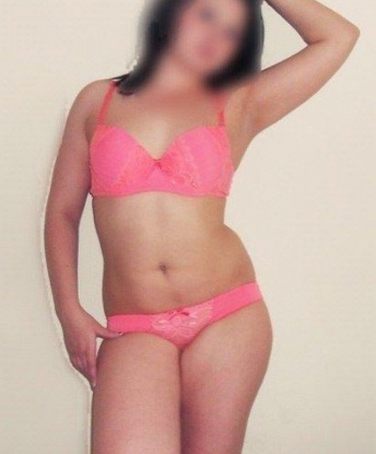 Юлия, 24 года, 2 размер груди